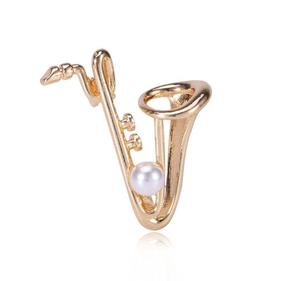 Hot style individual drop oil natural fresh water pearl top grade creative joker saxophone brooch simple brooch