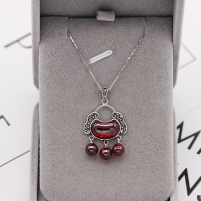 S925 pure silver garnet retro cloud lock simple and versatile fashion valentine's day gift popular in Japan and South Korea