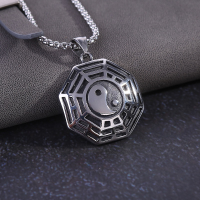 Creative religious Taoist ornaments retro move men titanium steel pendant Chinese style tai chi necklace stainless steel ornaments