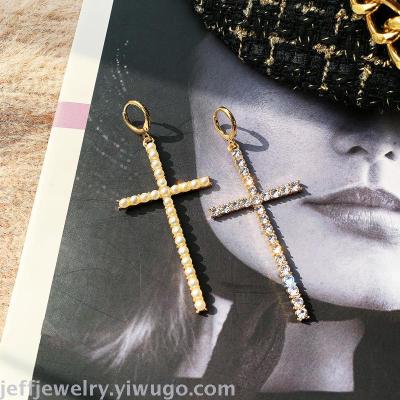 French style baroque style cross earrings 2019 new fashion design asymmetrical pearl set with diamond earrings