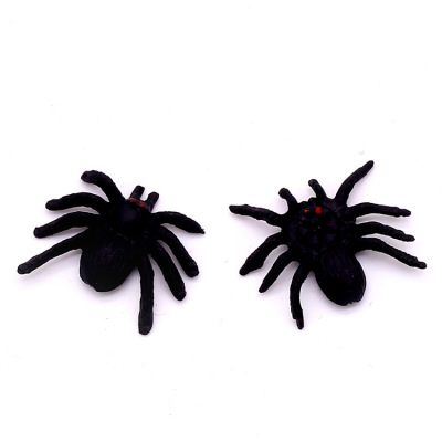 Manufacturers are selling Halloween accessories for animal and insect models, plastic and spider models