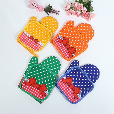  New Bow Dot High Temperature Resistant Heat Insulation Anti-Scald Microwave Oven Gloves Function Thickening Gloves Wholesale