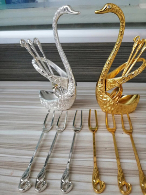 High-End Swan Fruit Fork Kitchen Fashion Creative Metal Craft Tableware Silver Swan Fork Swan Spoon Set