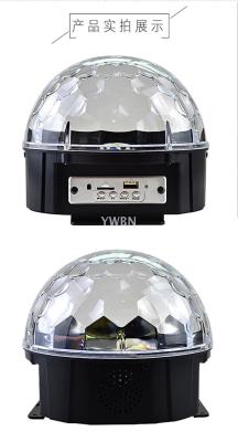 00010 high-end charging MP3 bluetooth has a key 9 color crystal magic ball