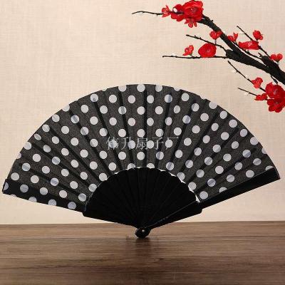 Wei-sheng craft fan polka dot flat folding plastic fan, travel with gifts.