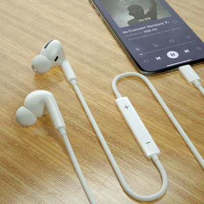 The new apple 3g wired lightning bluetooth headset is suitable for in-ear music headphones
