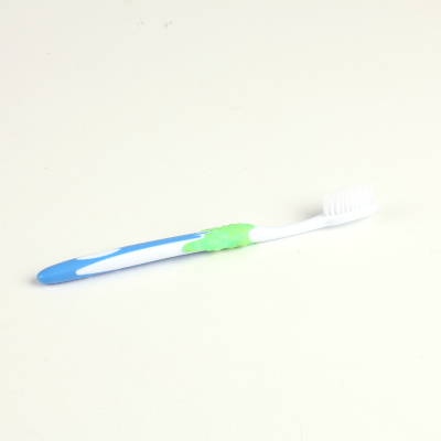 Factory direct sale of various foreign toothbrush wholesale adult super - fine toothbrush super - soft toothbrush adult