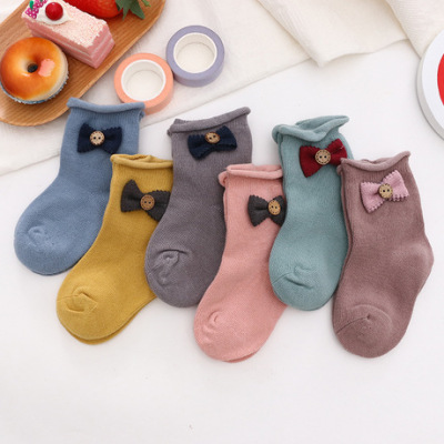 The Spring and Autumn new baby socks boys and girls baby bowknot breathable time! Absorbent socks short tube combed cotton socks