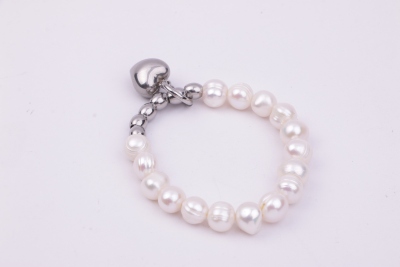 New titanium steel simple pearl Korean version bracelet women's fashion bracelet fashion jewelry bracelet