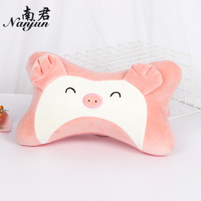 Manufacturer wholesale Pink pig car bone pillow Stuffed toy manufacturing pig waist comfortable neck car pillow