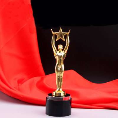 This custom Oscar gold trophy pentagram trophy metal trophy wholesale spot supply