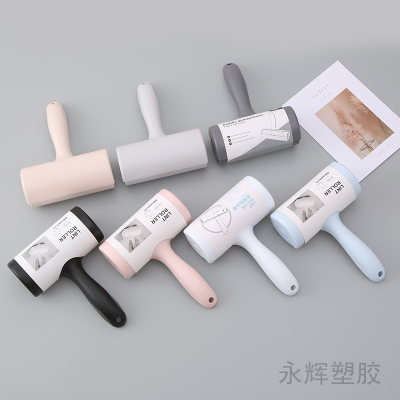 The Wool tackler can be torn to dust paper roller roller brush to replace the clothing roller sticky hair to sticky hair magic device