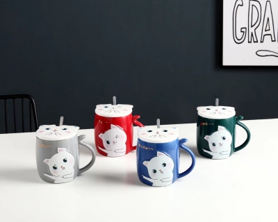 New Home Office Cute Fashion Three-Dimensional Relief Cat Ceramic Cup Couple Cup with Cover Spoon