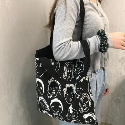 Simple large capacity dual-purpose printing style new one-shoulder portable Japanese and Korean export canvas bag custom