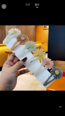 Spring and summer 2020 new pure and fresh Daisy hairpin crystal BB clip flower water drill edge clip sen tie web celebrity headwear