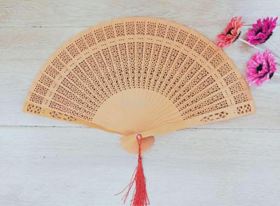 Color scented wood fan silk fan plastic dance fan elegant gift fan top grade ladies folding fan foreign trade fan