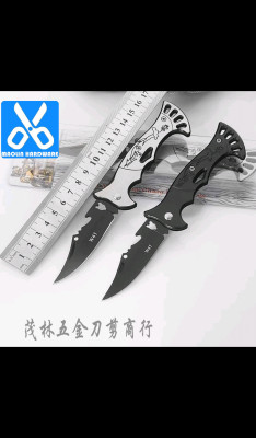 Outdoor Portable Small Folding Knife Outdoor Self-Defense Vehicle Essential Mini Knife Keychain Portable Fruit Knife