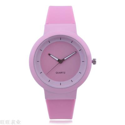 A simple silicone jelly watch on behalf of wish hot style female students quartz watch manufacturers direct