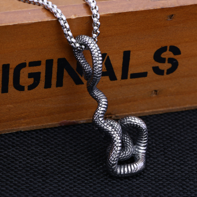 Creative snake winding titanium steel zodiac necklace for men can be matched with pendant items