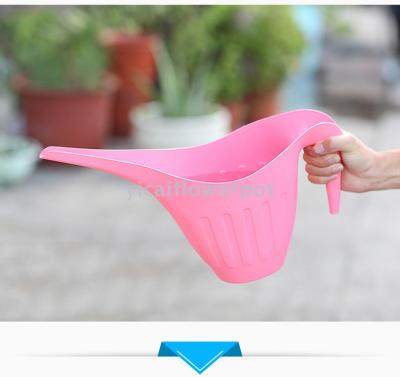 S811-s812 stylish plastic flowerpot with a pointed nozzle