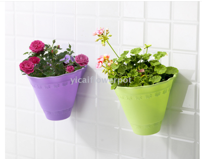 008 wall hanging plastic flower pot