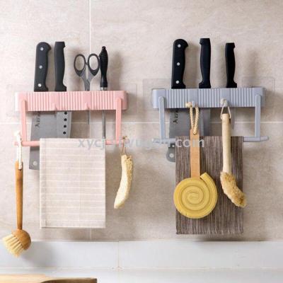 The kitchen receives the rack wall to hang does not have the mark not to punch the tool rack