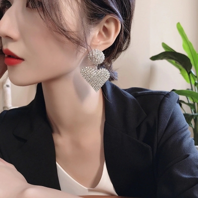 2020 South Korea S925 Silver Needle Fresh Love Earrings Korean Personality Temperament Heart Earrings Net Red Exaggerated Ear Stud