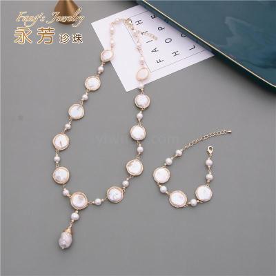 New vintage Baroque wardrobe chain Original design Hand-made Pearl necklace gold-plated Palace style clavicle chain