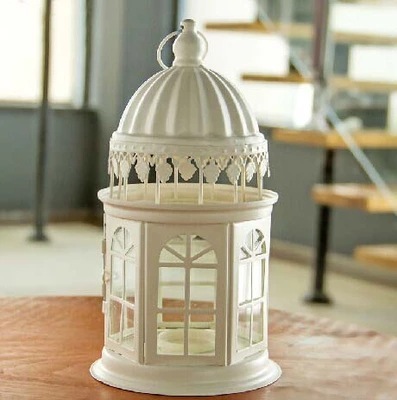 European Retro Iron Windproof Glass Wedding Lamp Bird Cage Candle Barn Lantern Gift Romantic Ornaments