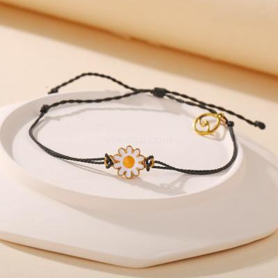 Europe and the United States new rope small Daisy hand rope creative retro simple wave pendant bracelet