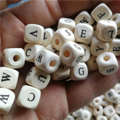 26 English block letters wooden beads wood color mixed 100 DIY handcrafted beads with holes and loose beads 1010MM