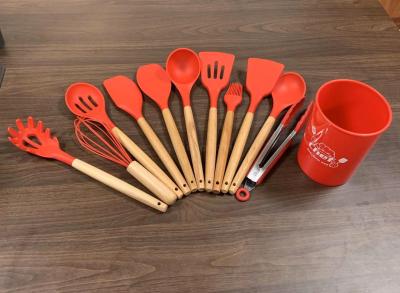 Wooden handle silicone kitchenware set kitchen cooking set kitchenware set 12 pieces set with bucket and color box