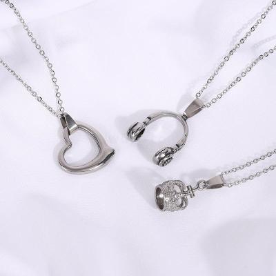 European and American cross-border new hot selling stainless steel fashion simple glossy heart heart pendant 