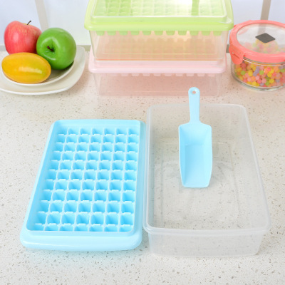 Freezer mold with a lid a small household Web celebrity mixer