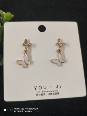 The S925 Sterling Silver Needle Korean Web Celebrity Simple Bow Girl Heart Joker Cabinet temperament super fairy tide