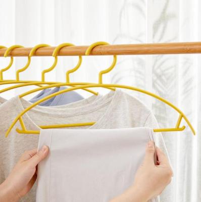 Modern Simple Plastic Daily Provisions Yellow Clothes Rack Manufacturers Direct sale