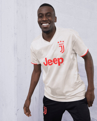 Wholesale customization of football customization can be printed logo two-piece Juventus Away Kit for 2019-20 Season