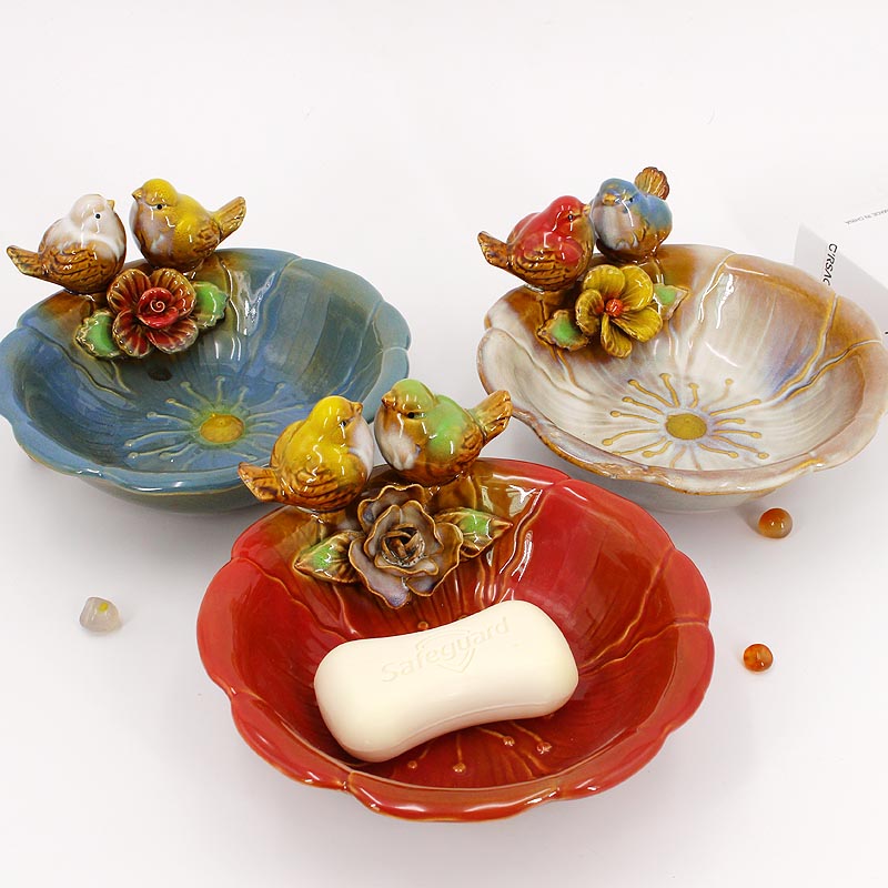 新发明产品陶瓷桌面厨房收纳果盘摆件欧式家居装饰风格工艺品托盘