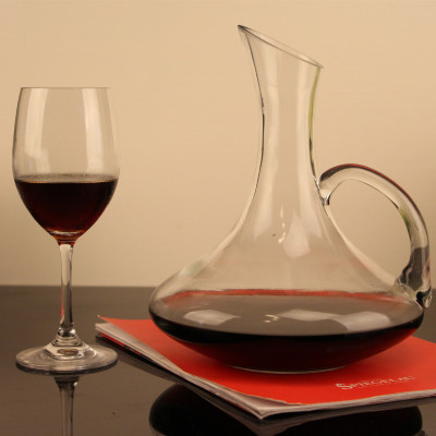 Lead-Free Glass Wine Red Wine Wine Decanter Oblique Mouth with Handle Pot with Handle Red Wine Wine Decanter Single Color Box Packaging