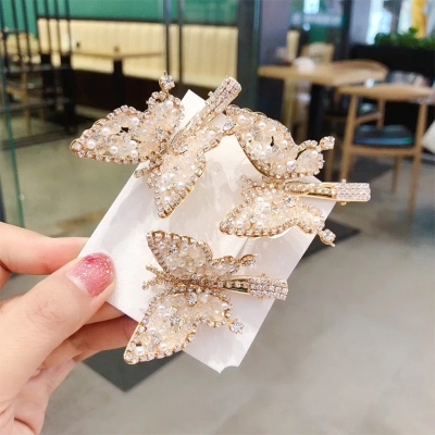 Movable Butterfly Barrettes Hair Clip Headdress Super Girl Mori Style Nostalgic Shaking Pearl Clip South Korea