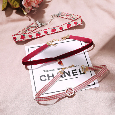 Korean Girly Necklace Personalized Lace Choker Heart Clavicle Chain Female Short and Simple All-Match Necklace Neck Band