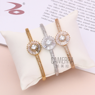 Bracelet Temperament Korean Style Simple Mori Internet Influencer Jewelry Gold and Silver Bronze Three-Color Micro Inlaid Zircon Hollow Bracelet