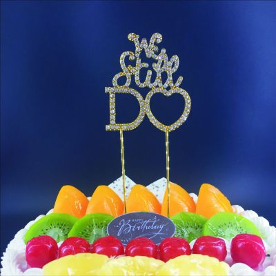 Manufacturers direct new IDO romantic Wedding Cake INSERT Brand Festival Insert Baking decoration to sample customization