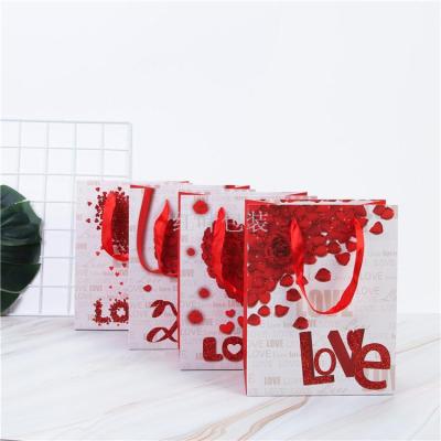 Wholesale Custom Valentine's Day Love Gift Bag Free Design New 4 Sizes