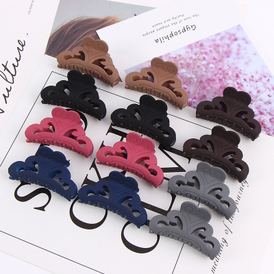 The new simple clip Version of Japan and South Korea hairpin ladies shower tray hair plain color environmental protection plastic hair manufacturers wholesale