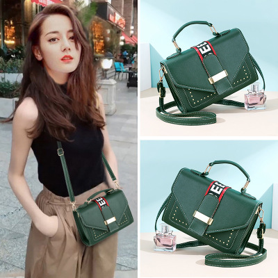 Cross-border direct selling by manufacturers for women's bags 2020 new style fashion small bags one-shoulder diagonal bag wholesale