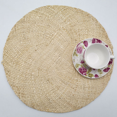 European and American hand-woven straw table mat natural corn husk woven anti-heat cup mat bowl mat plate mat casserole