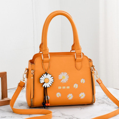 Simple Small Daisy Factory Direct Sales New Big Bag Embroidered Women's Shoulder Bag Fashion Trendy Crossbady Handbag