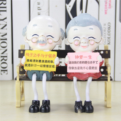 Left Want Gift Love Old Man and Grandma Resin Hanging Feet Doll Couple Decoration Decorations Wholesale