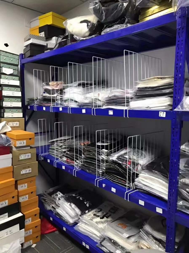 白色浸塑铁丝网片仓库仓储货架分割网，隔离网片分割片网片铁架